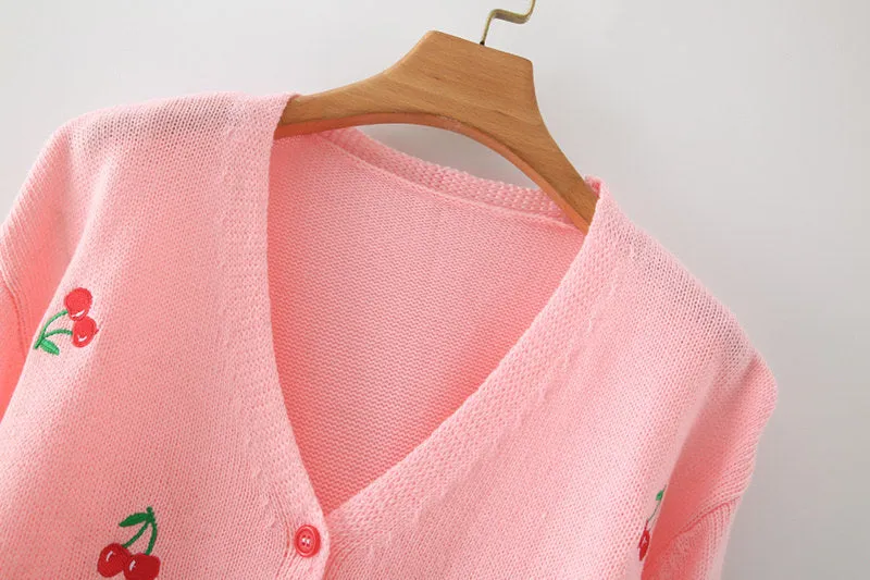 CHERRY EMBROIDERY CROPPED CARDIGAN