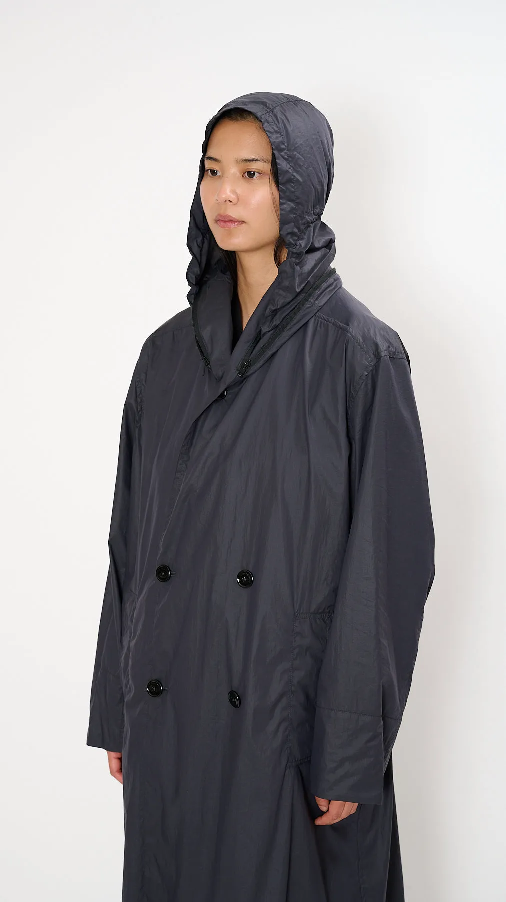 Hooded Raincoat in Blue Black
