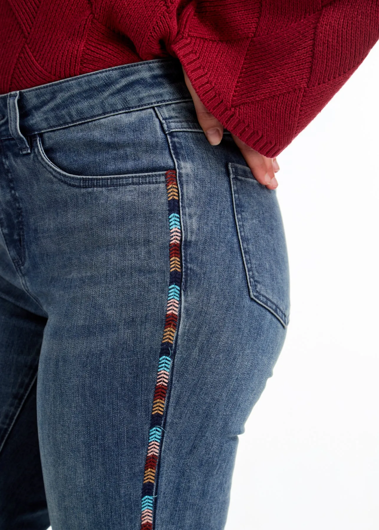 Oliva Pencil Ankle Embroidered Jeans