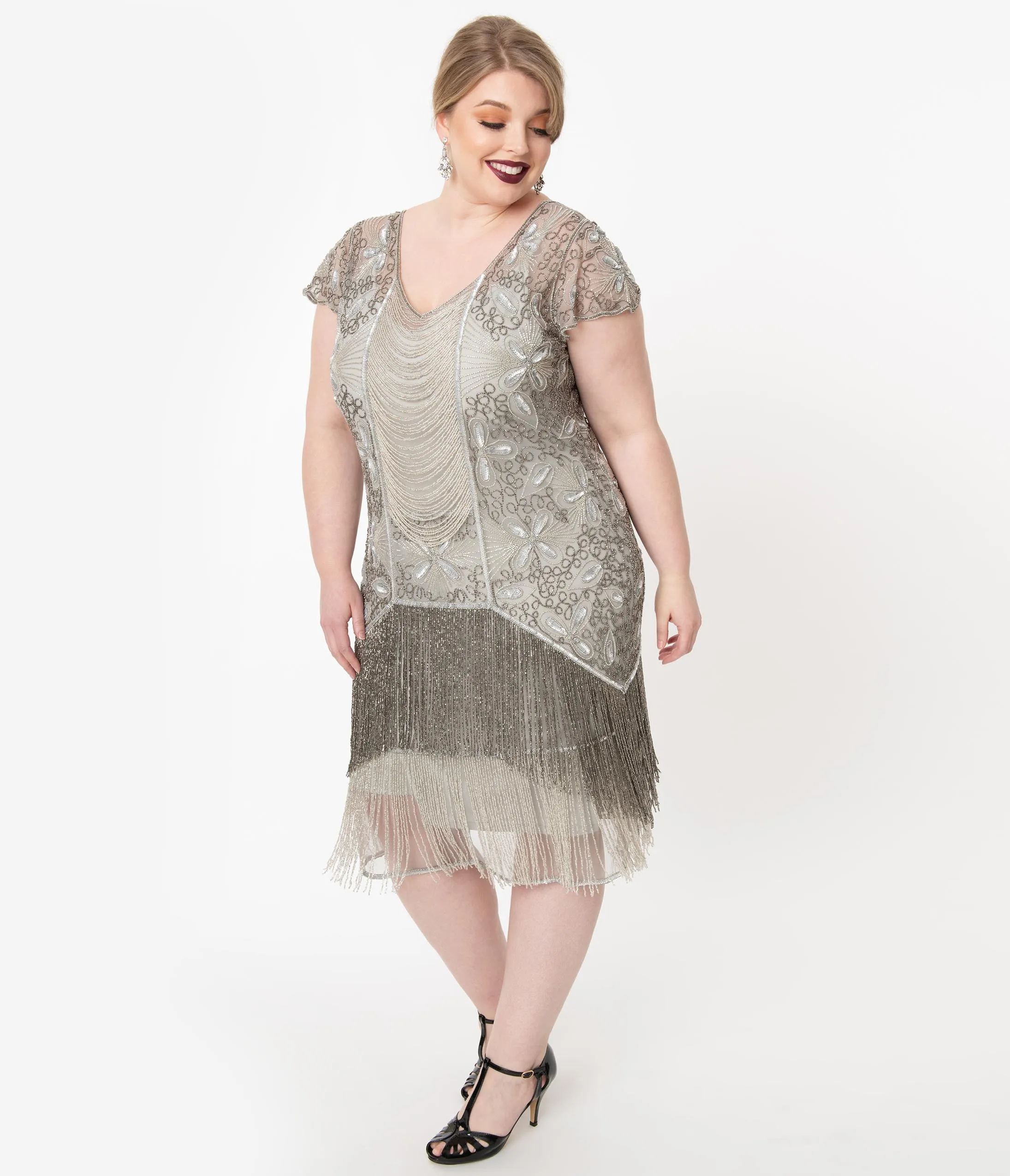 Plus Size 1920s Style Silver Beaded Edith Flapper Dress