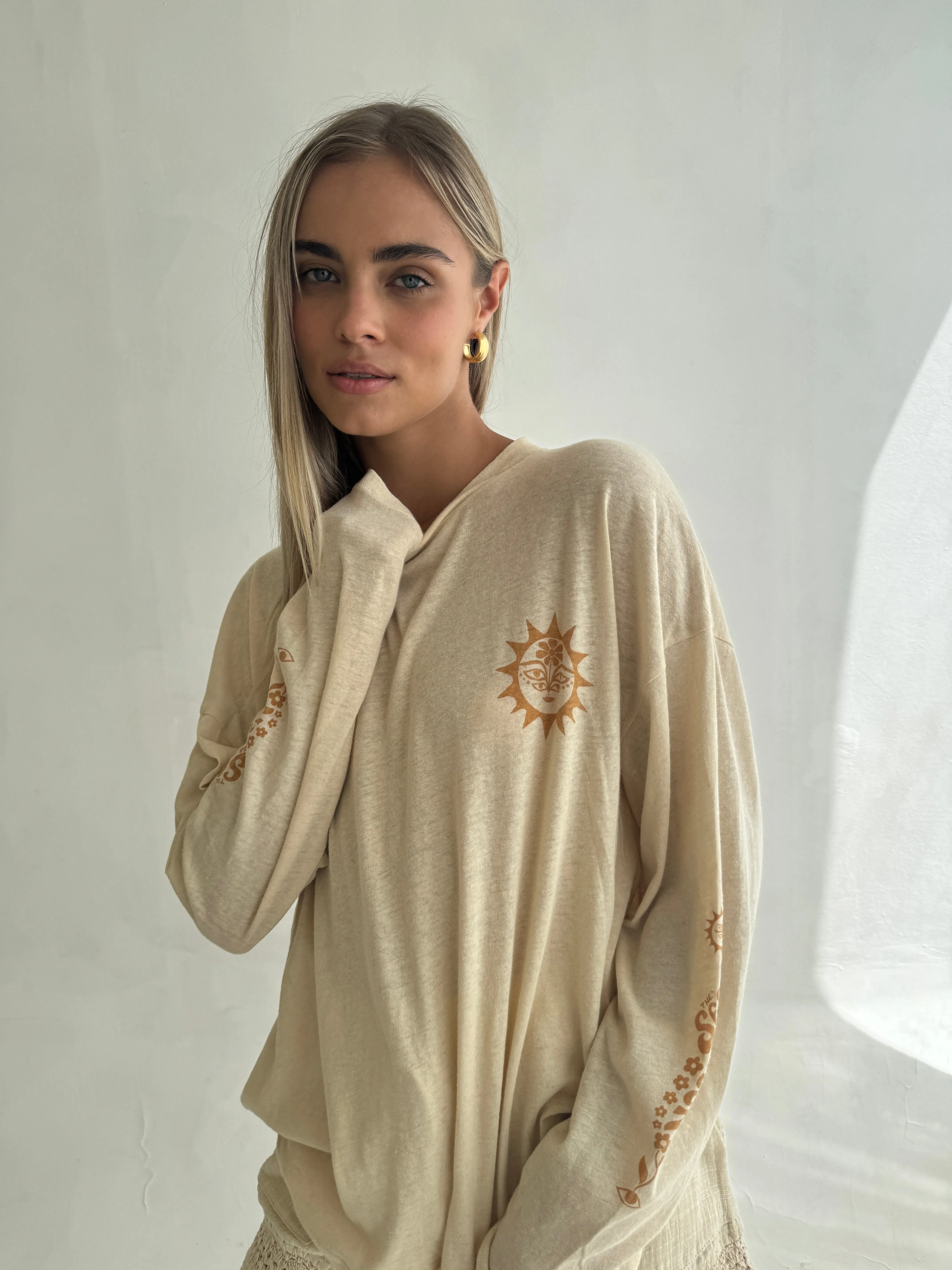 SECRETS OF SUN L/S TOP - BEIGE