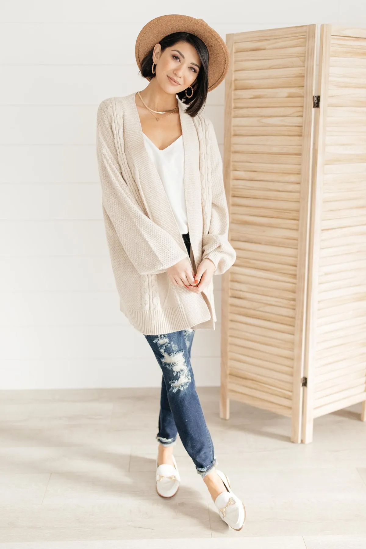 SLOUCHY AND COZY CARDIGAN