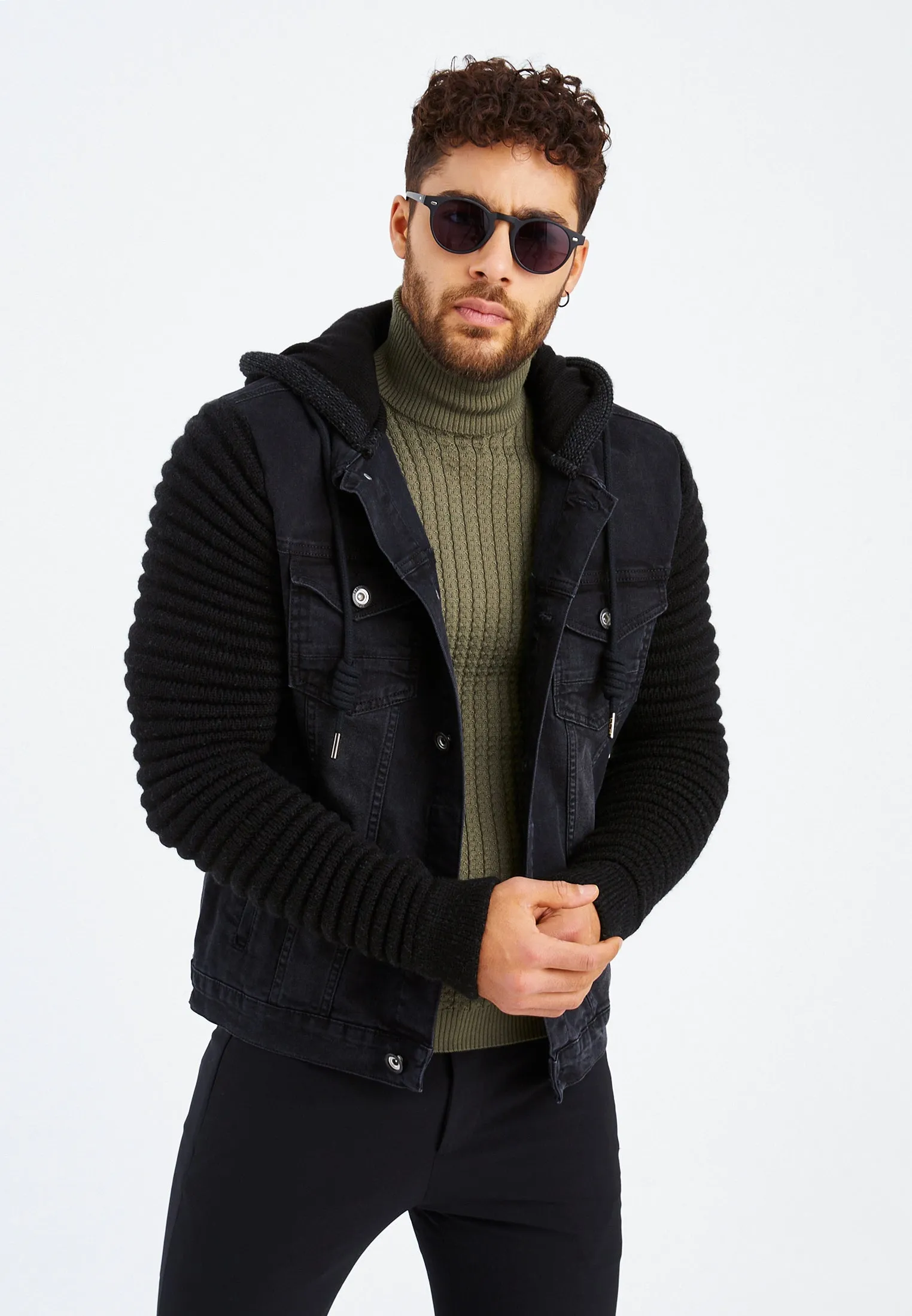 Stylish Denim Jacket With Knitted Sleeves And Hood