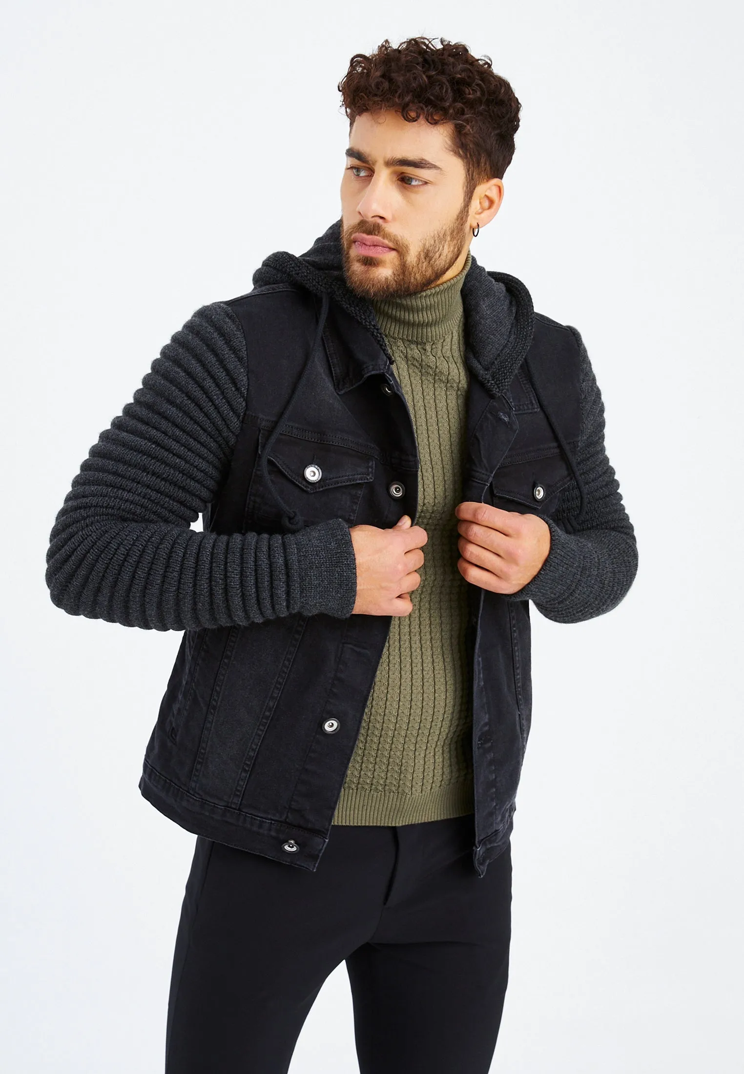 Stylish Denim Jacket With Knitted Sleeves And Hood